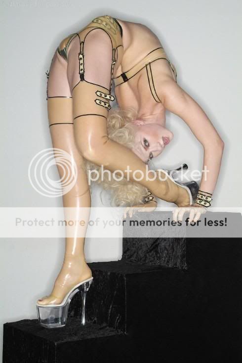 1173639241_gymnast__28.jpg
